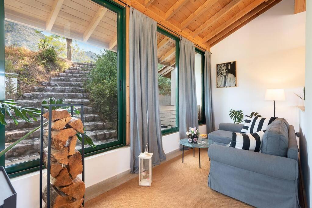 Agrology Lux - 4 Bedroom Luxurious On An Agricultural Haven Retreat *